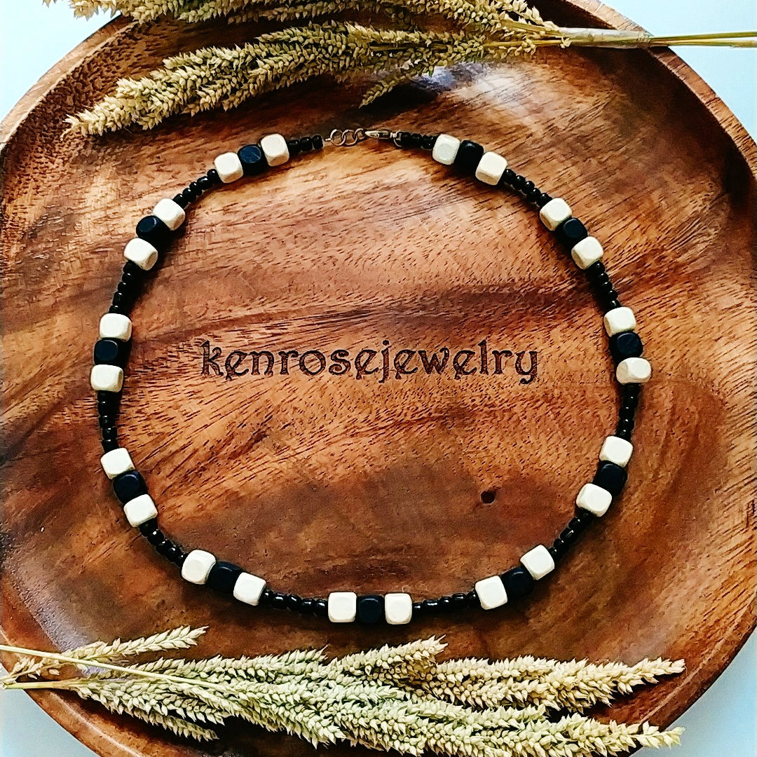 OAKLEY Wood Necklace - Surfer Summer Jewelry for Men & Women